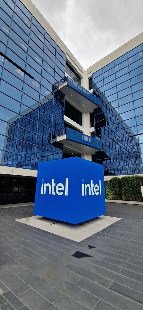 Intel exterior in Silicon Valley for global case study video production
