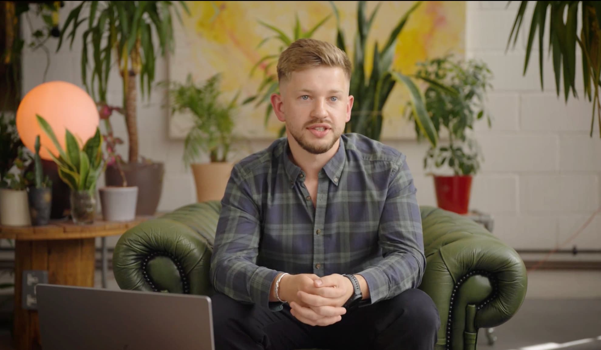 daily.dev Expert Insights video featuring Harry Cooper